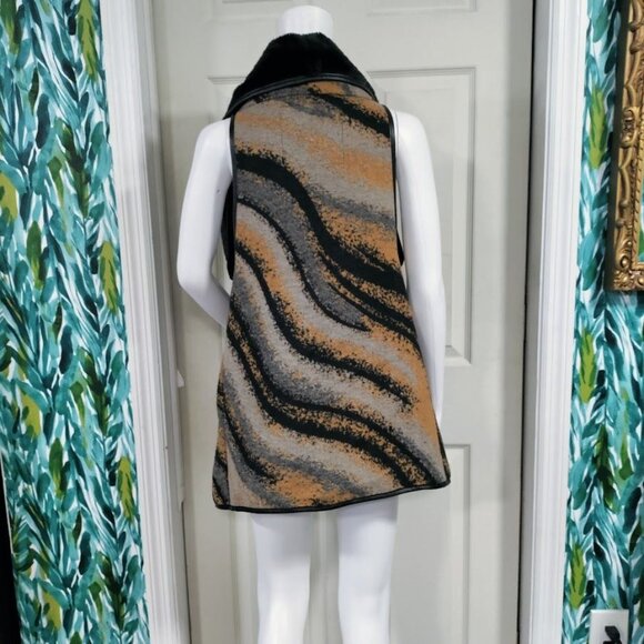 Furious Fur Soft Luxe Cozy Faux Fur Cascading Cape Vest Open Front Vest M - Picture 7 of 12